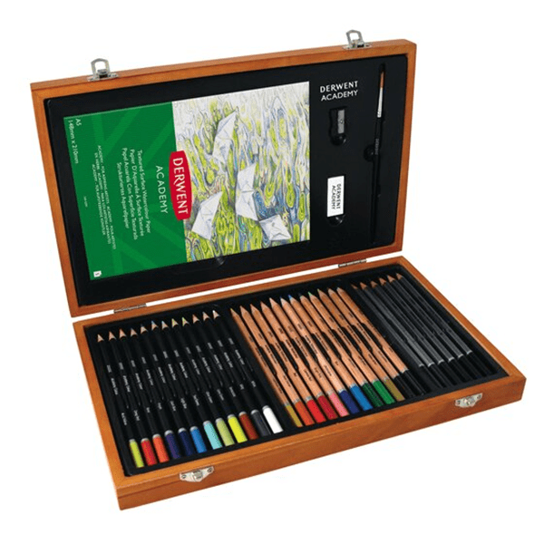 2300147 maletin de madera con 35 piezas para dibujo colores surtidos derwent 2300147