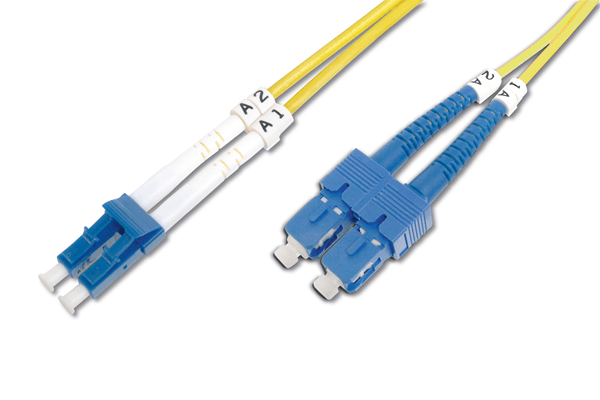 DK-2932-05 fiber optic patch cord. lc-pc to sc-pc duplex. os2. color amarillo. 5m